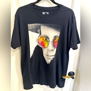 Rare An Evening with Elton John Graphic T-shirt color: Black Men’s Size Large.